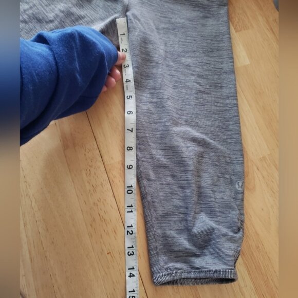 Lululemon Dhanurasana  rop Legging Size 4 - Picture 10 of 11